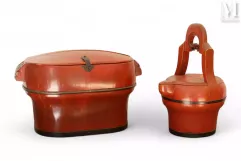 Trois coffrets ou paniers en laque rouge. Travail d'Extrême-Orient. 20ème siècle--img1