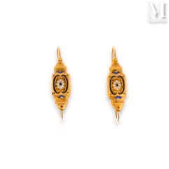 Paire de dormeuses--img1