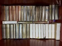 MANNETTE à thématique bibliophilie comprenant:--img1