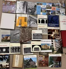 MANETTE DE 28 LIVRES D'ART ET D'ARCHITECTURE--img1