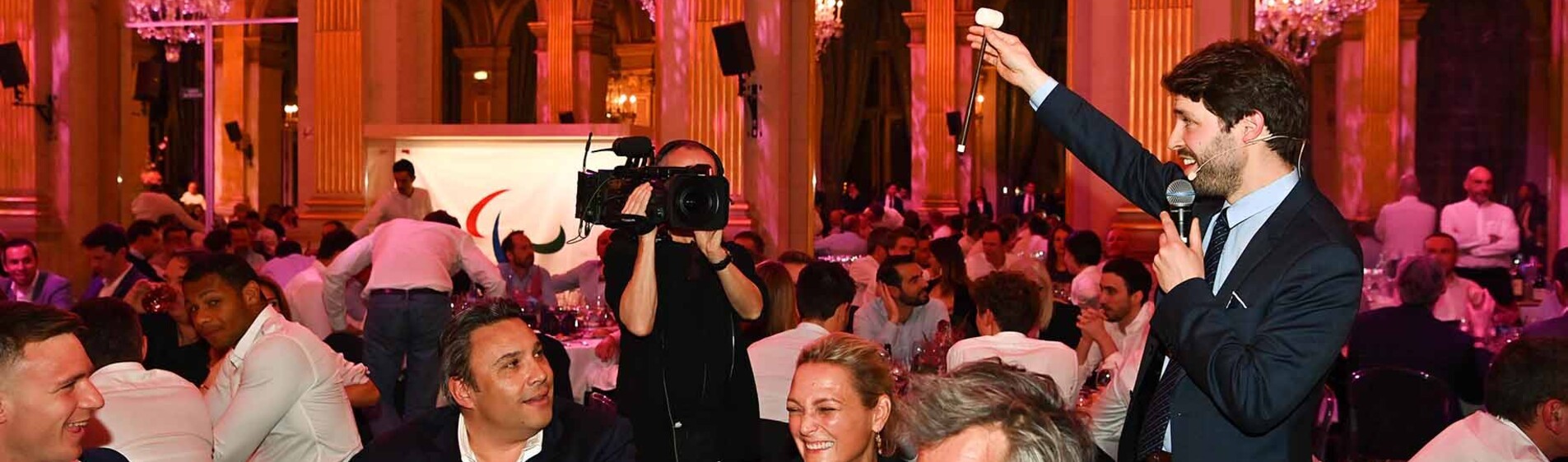 Vente de solidarité MILLON