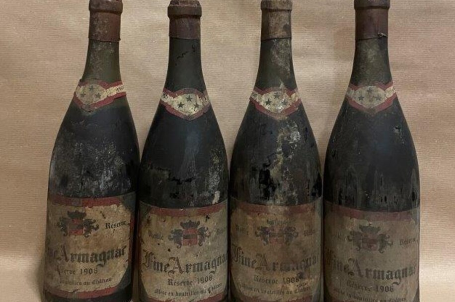 Vente. aux enchères vins armagnac