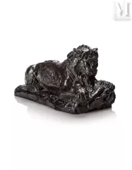 D'après Roger GODCHAUX (Vendôme 1878 - 1958 Paris)-Lionne allongée dévorant-img1