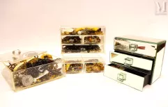 Important lot de bijoux et montres fantaisie--img1