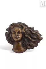 Ecole du XXème siècle-Jeune femme à la fleur-img1