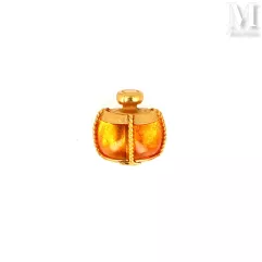 YVES SAINT LAURENT--img1