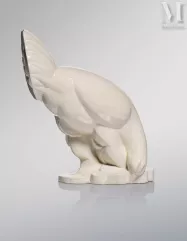 Jacques ADNET (1900-1984) et H.B.C.M. pour La Maîtrise-"Poule picorant"-img1