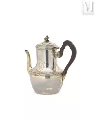 Cafetière en argent;--img1