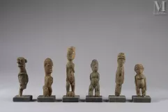 Ensemble de 6 petites statuettes--img1