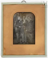 Louis-Auguste BISSON (1814-1876)-Portrait de trois jeunes hommes debout, 1855-img1