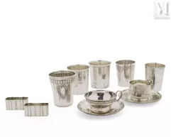 Lot en agent composé de:--img1