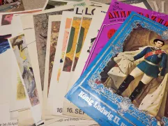 Fort lot d’affiches d’exposition--img1