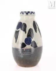 Vase aux fleurs bleues--img1