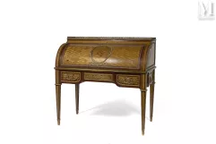 Bureau cylindre de style Louis XVI proche du modèle de Jean-Henri RIESENER pour l’appartement de Marie-Antoinette aux Tuileries--img1