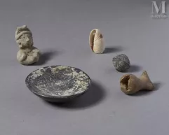 Ensemble de pièces précolombiennes :--img1