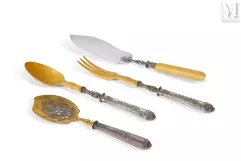 Lot composé de :--img1