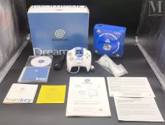 SEGA DREAMCAST NTSC-J-Dreamcast (HKT-3030) Limited Edition - Sonic the Hedgehog 10th Anniversary - SIGNED-img1