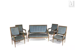 Salon en bois naturel mouluré--img1