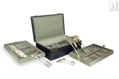 Importante ménagère en argent--img1