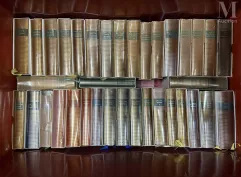 MANNETTE à thématique bibliophilie comprenant:--img1